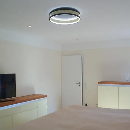 Chique Und Charme, Hochwertig, Ruhig Am Stadtrand, Kaminzimmer Apartmán Bamberg