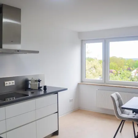 Apartmán Chique Und Charme, Hochwertig, Ruhig Am Stadtrand, Kaminzimmer *